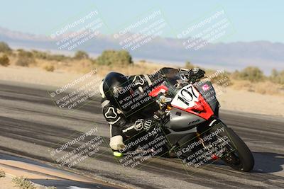 media/Nov-02-2025-CVMA (Sun) [[337aff29ab]]/Race 18-Supersport Middleweight/